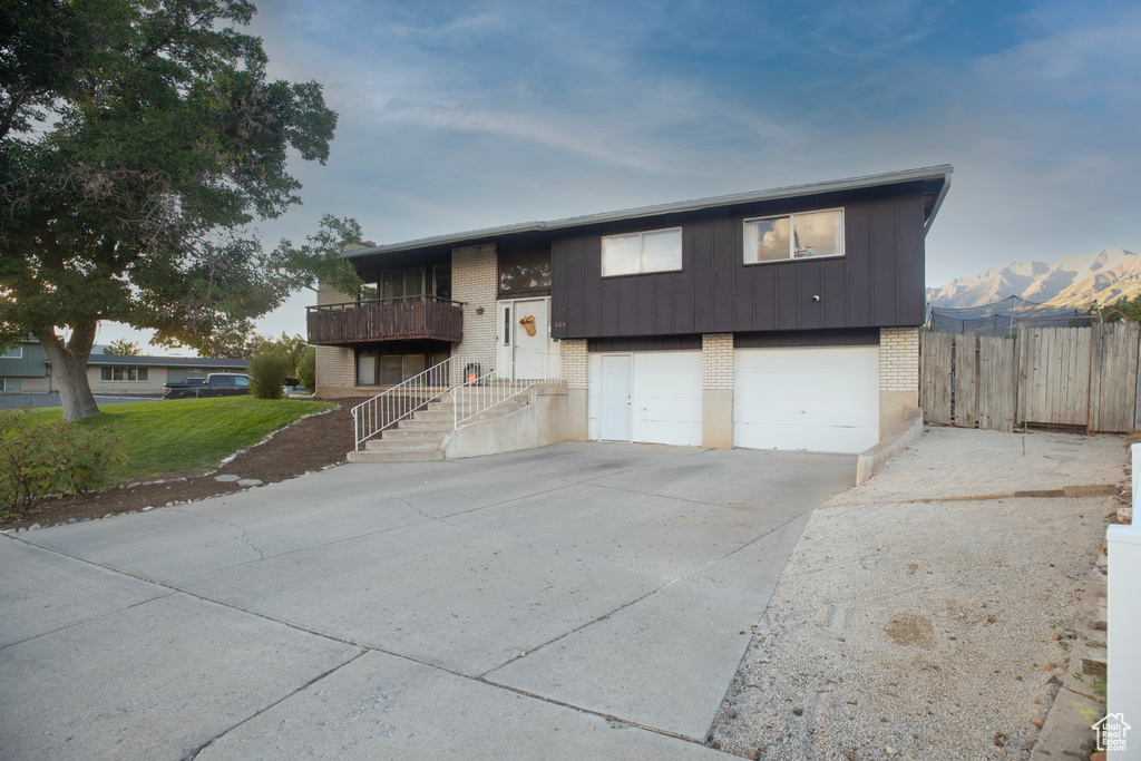 Photo 4 for MLS #2110540 at 623 E 300 South