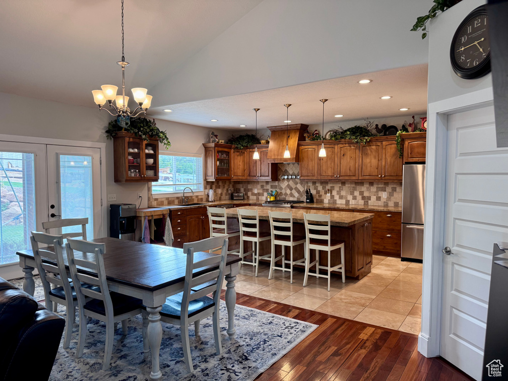 Photo 9 for MLS #2110544 at 885 N Canyon View Dr