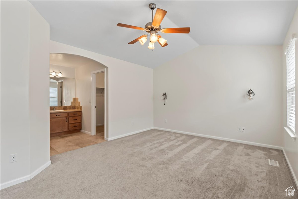 Photo 15 for MLS #2110560 at 1424 W Stone Meadow Dr