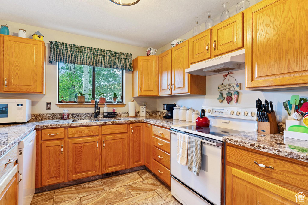 Photo 12 for MLS #2110562 at 4375 N Meadow Ln