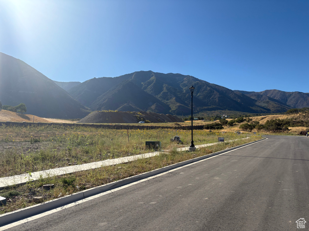 1549 S 920 E Salem, UT 84653