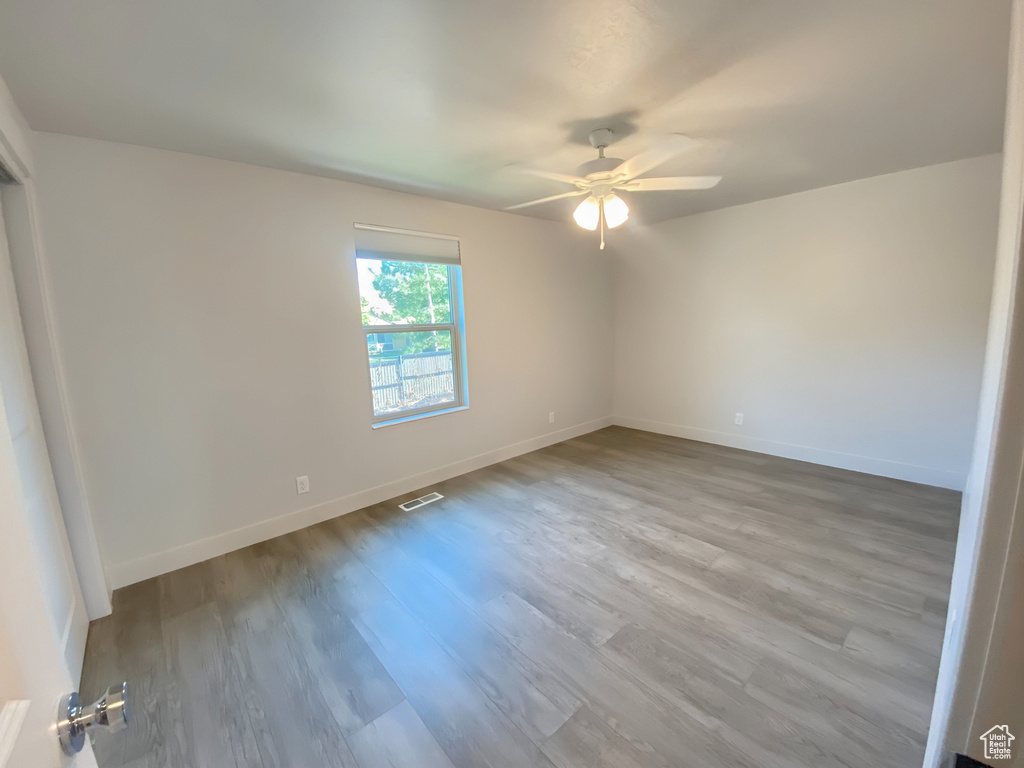 243 E MILL ST Bountiful, UT 84010
