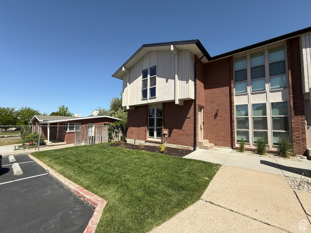 243 E MILL ST Bountiful, UT 84010