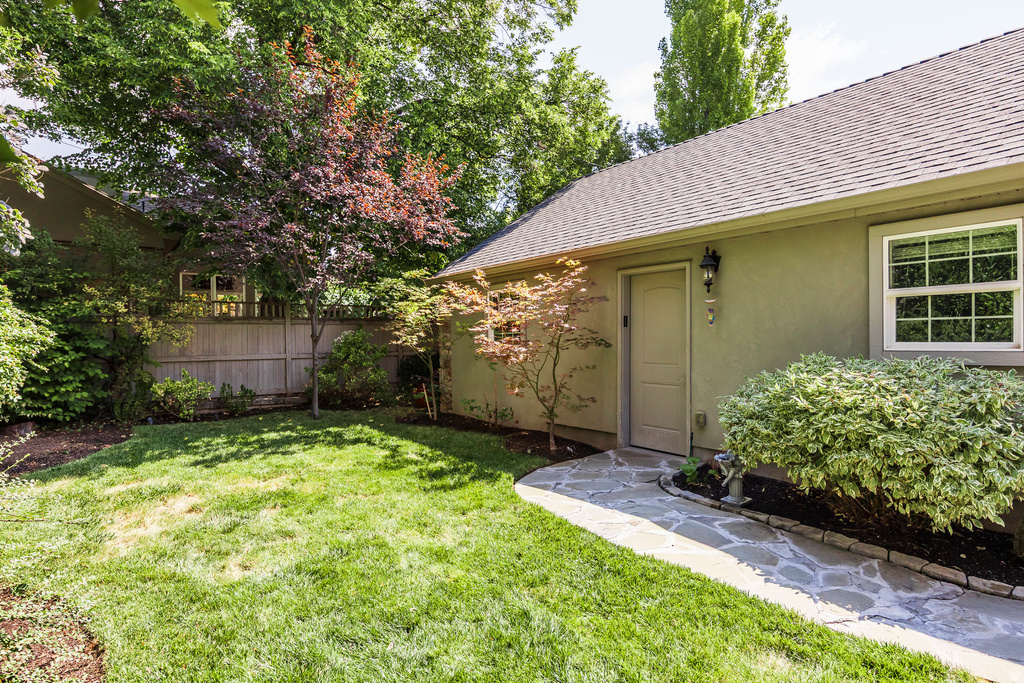 1219 S 1800 E Salt Lake City, UT 84108