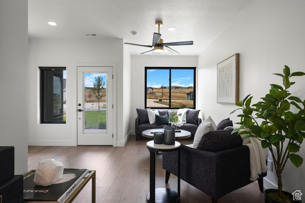 2956 S COUNTRY CLUB DR Garden City, UT 84028