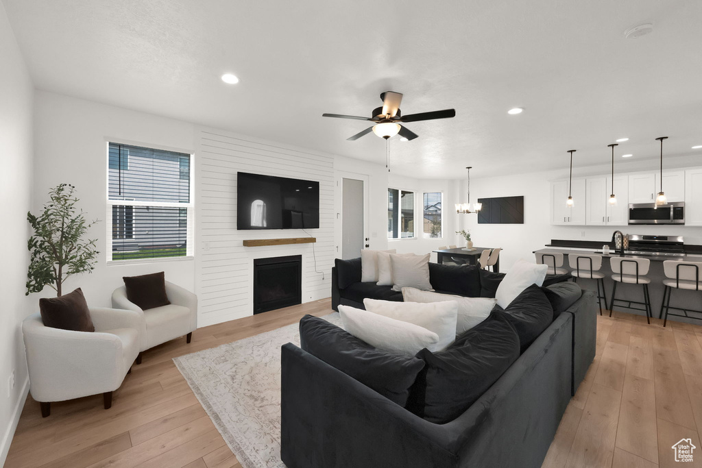 Photo 7 for MLS #2110585 at 4247 E Tivon Ln