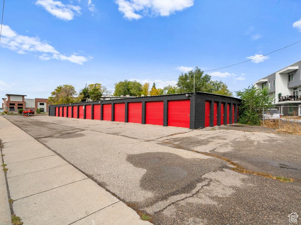 Photo 7 for MLS #2110597 at 260 W Antelope Dr