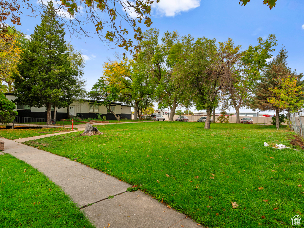 Photo 15 for MLS #2110597 at 260 W Antelope Dr