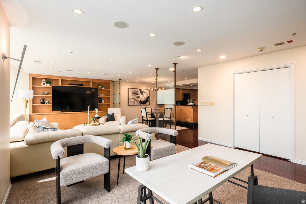 44 W 300 S #1207S Salt Lake City, UT 84101