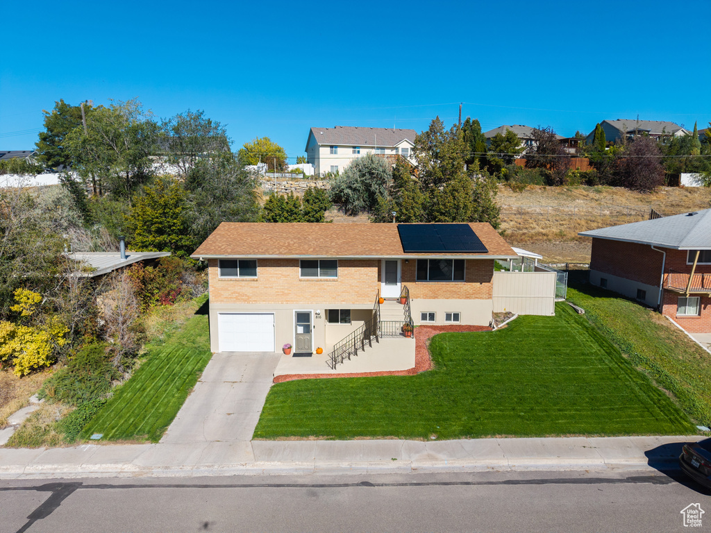 Photo 2 for MLS #2110602 at 816 Park Ln