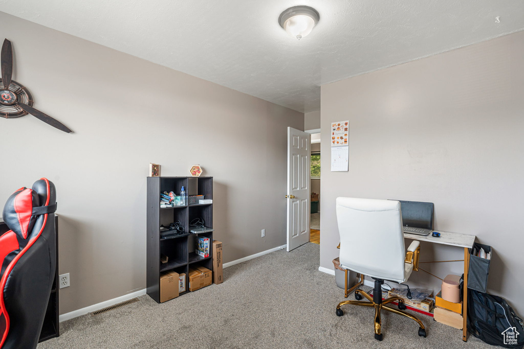 Photo 17 for MLS #2110602 at 816 Park Ln