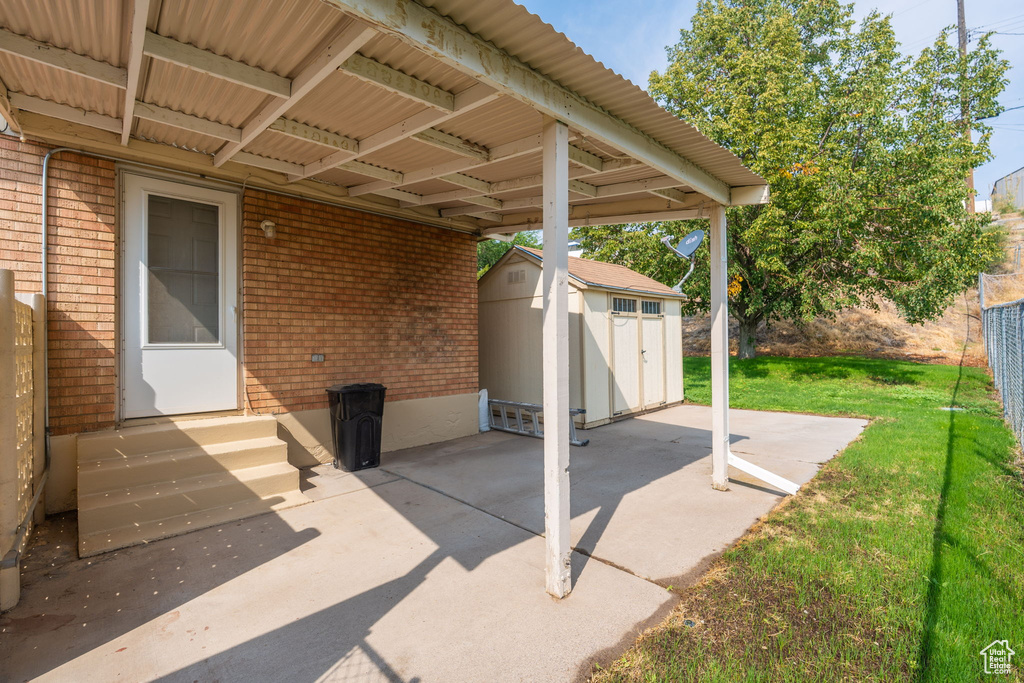 Photo 35 for MLS #2110602 at 816 Park Ln