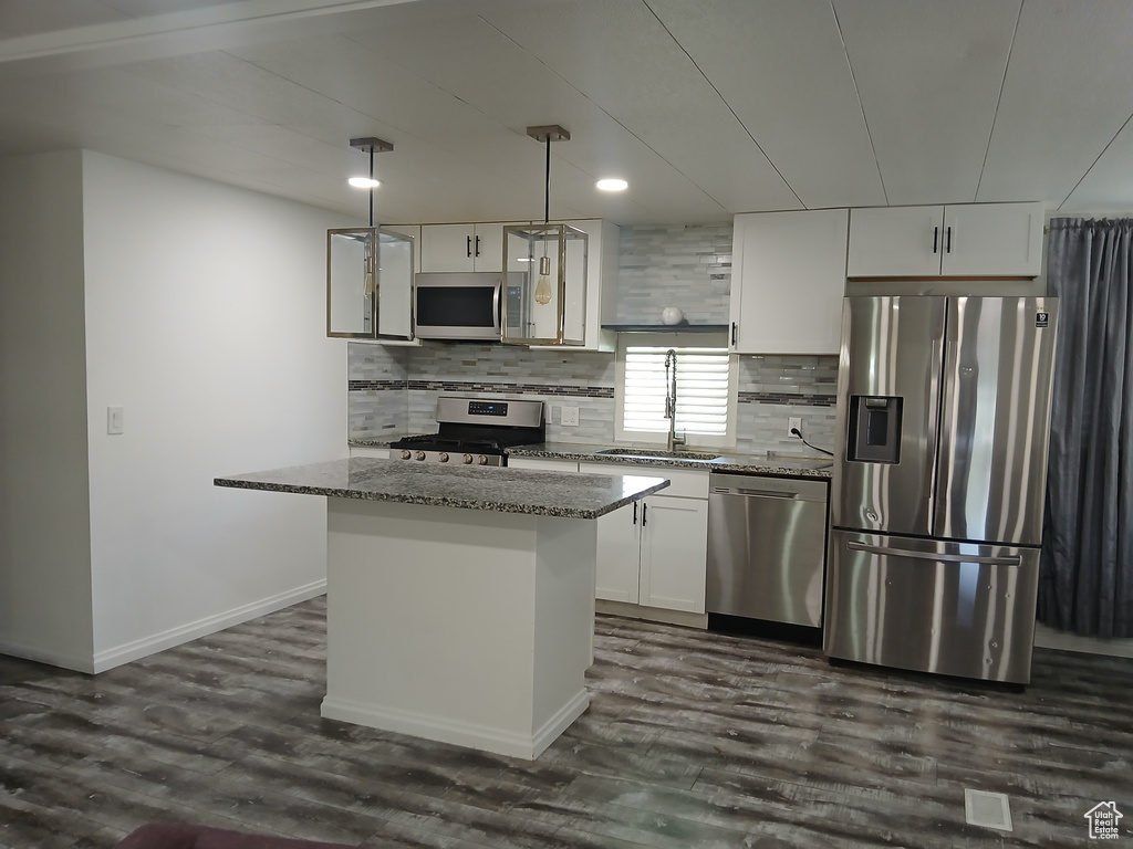 Photo 3 for MLS #2110628 at 1209 W Meadow Stream Rd #67