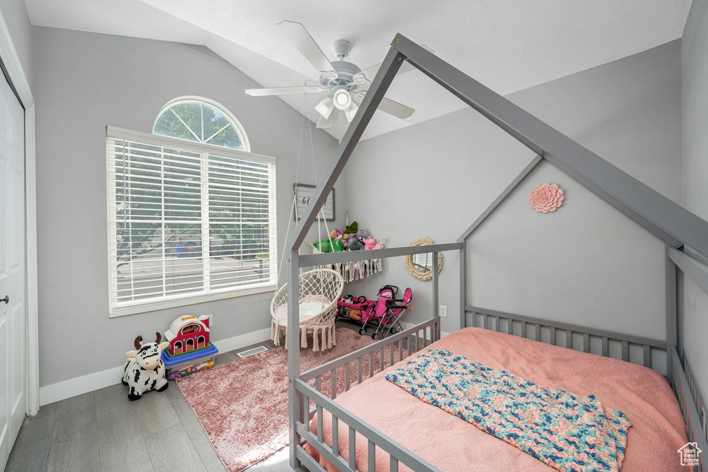 Photo 23 for MLS #2110632 at 2047 E Shadow Dr