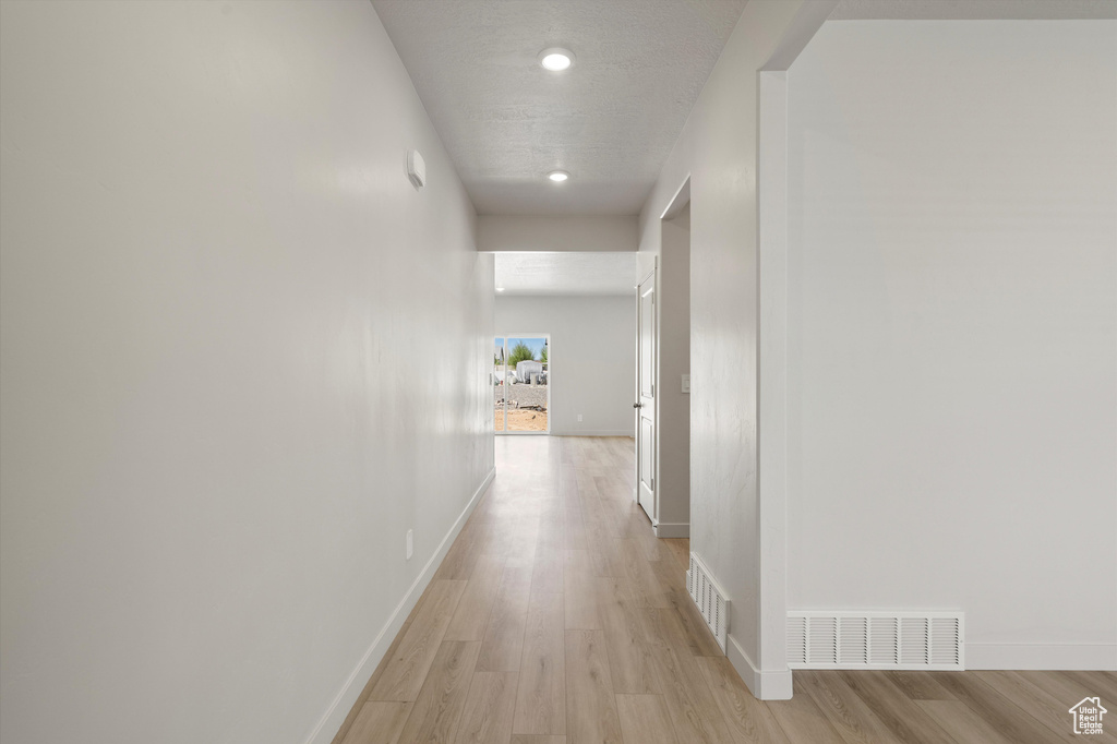 Photo 8 for MLS #2110644 at 943 N 200 East #31