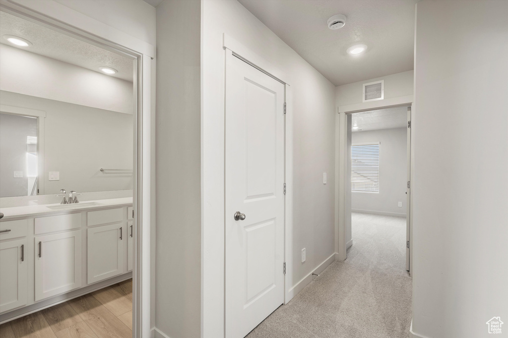Photo 32 for MLS #2110644 at 943 N 200 East #31