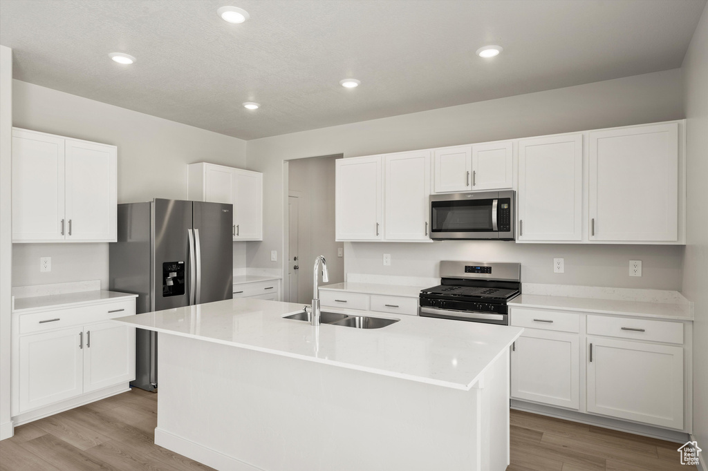 Photo 17 for MLS #2110644 at 943 N 200 East #31