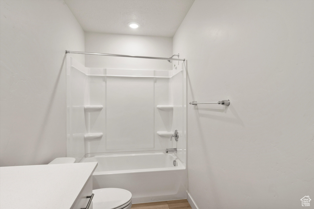 Photo 34 for MLS #2110644 at 943 N 200 East #31