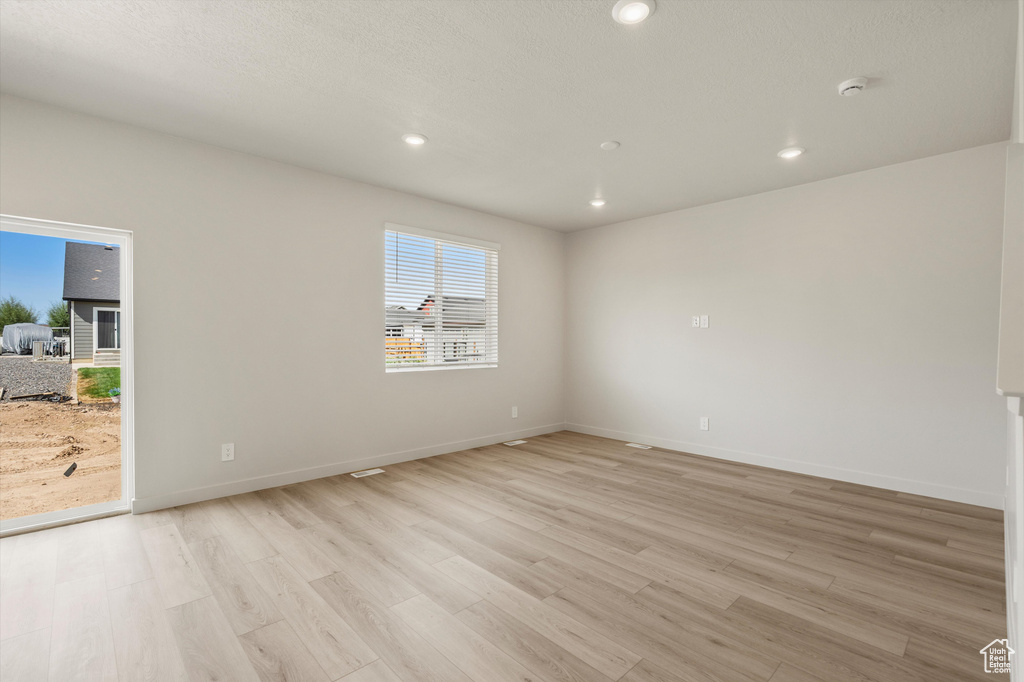 Photo 15 for MLS #2110644 at 943 N 200 East #31