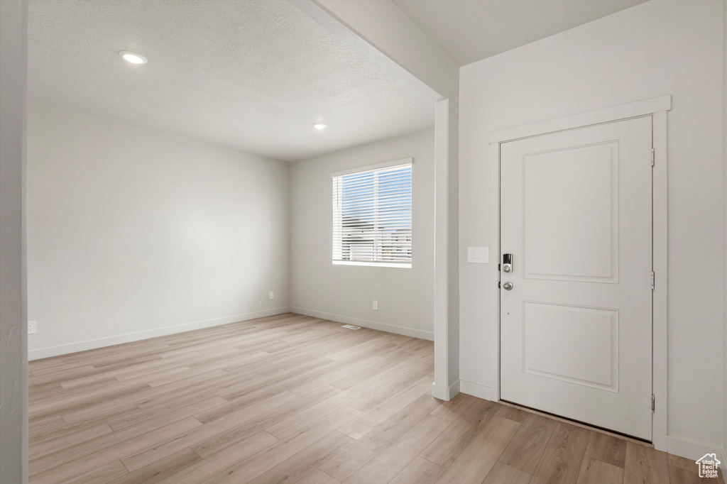 Photo 10 for MLS #2110644 at 943 N 200 East #31