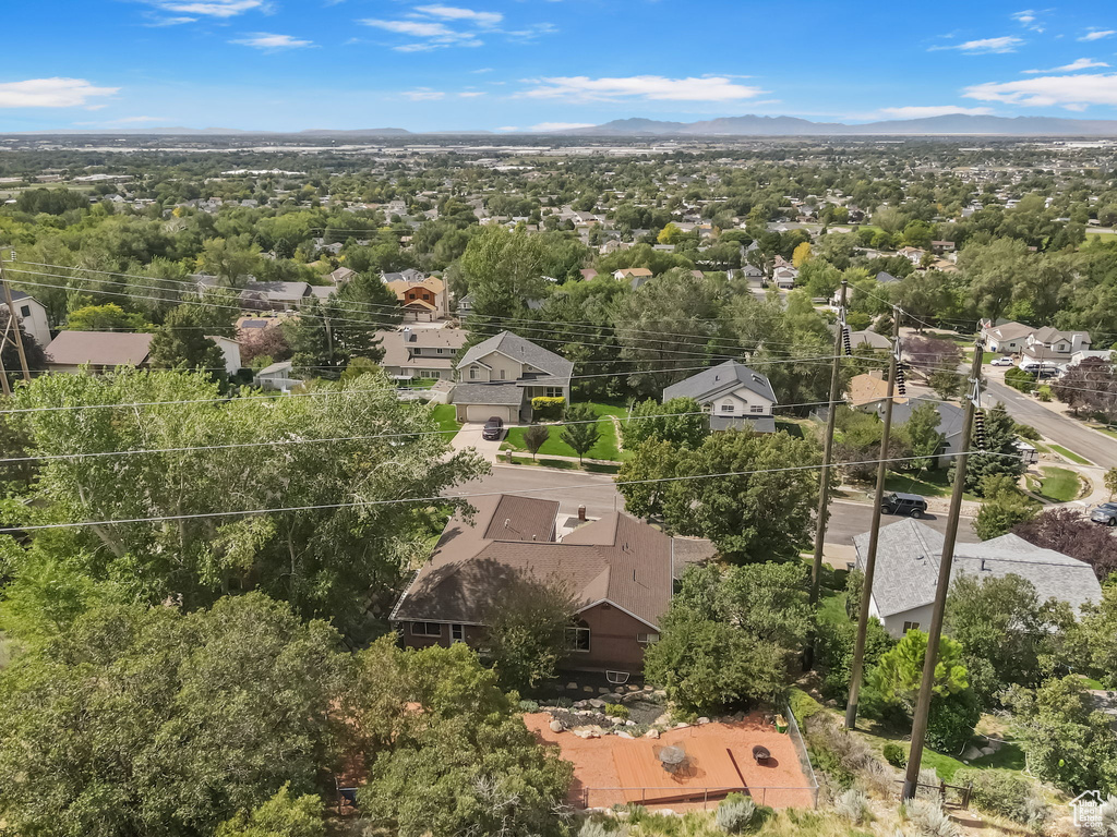 Photo 19 for MLS #2110646 at 840 Avalon Hills Dr