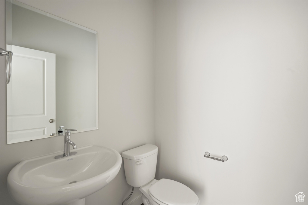 Photo 7 for MLS #2110655 at 3176 W 3450 South #163
