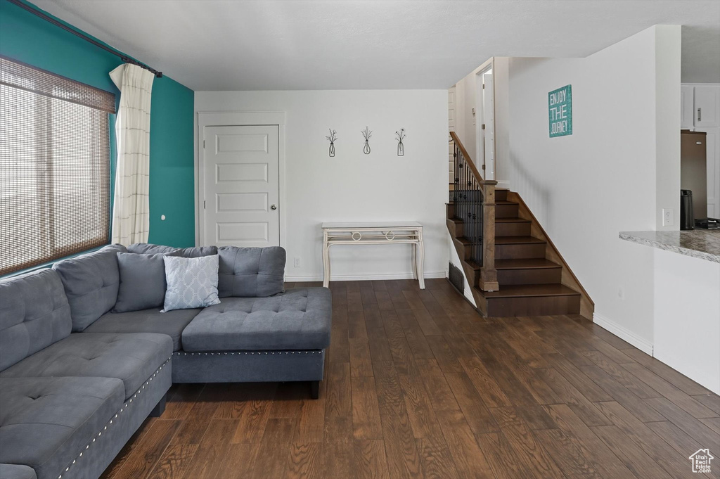 Photo 5 for MLS #2110664 at 573 N 850 West