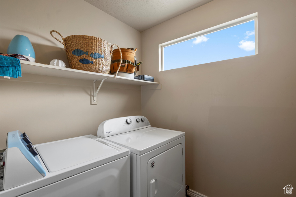 Photo 12 for MLS #2110665 at 1573 W Kinloch Way