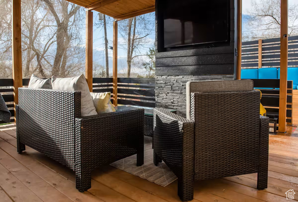 Photo 37 for MLS #2110672 at 522 E 34 West