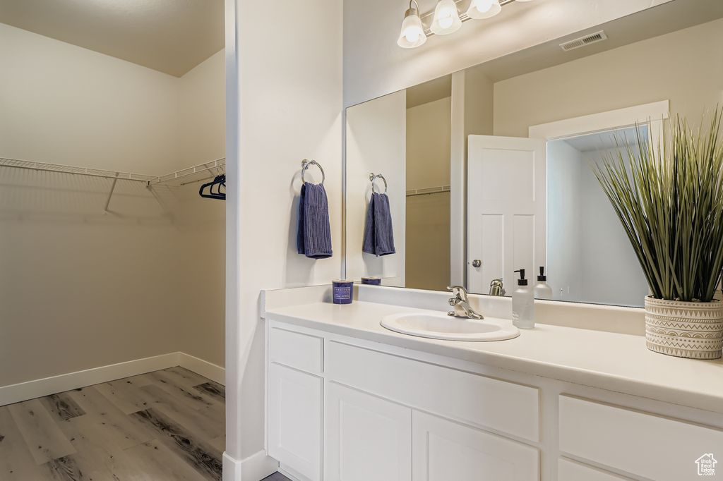 Photo 12 for MLS #2110674 at 14648 S Mckellen Dr #B203