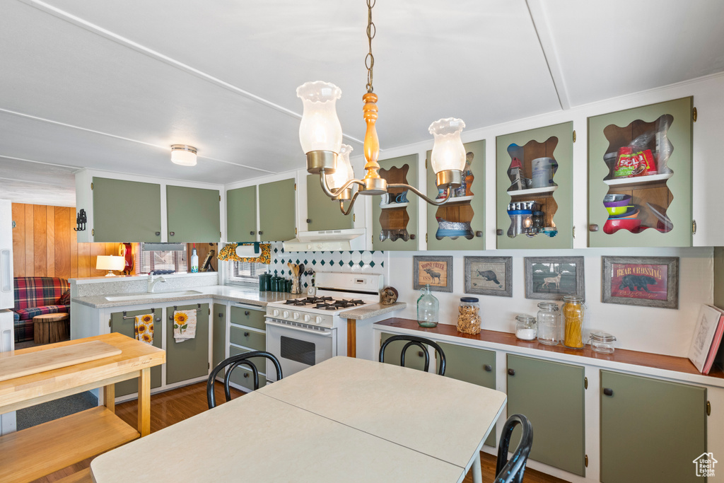 Photo 10 for MLS #2110681 at 3078 S Malablue Dr