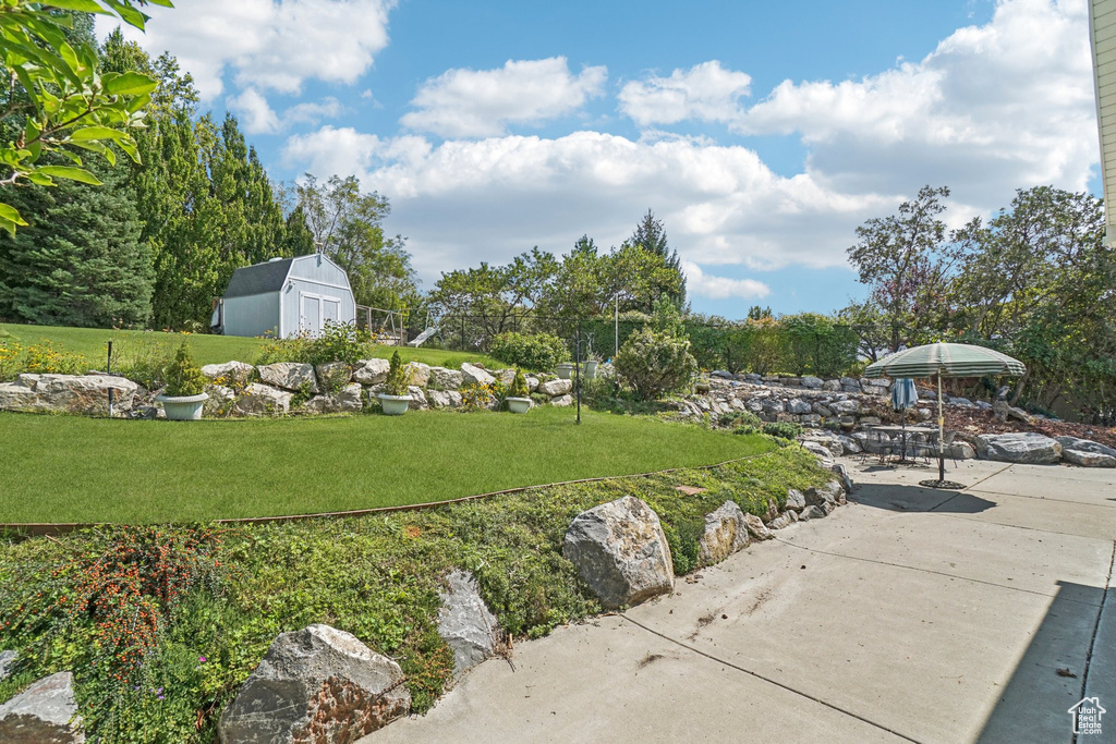 Photo 12 for MLS #2110685 at 710 Ridge Crest Ct