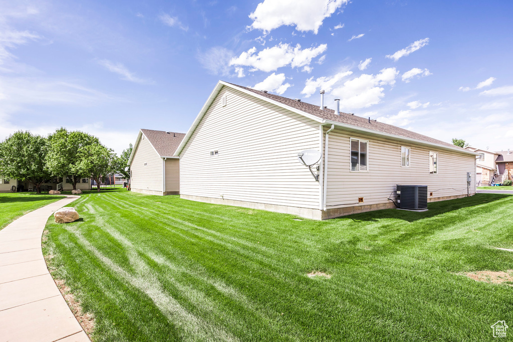 Photo 33 for MLS #2110696 at 3187 W 525 North