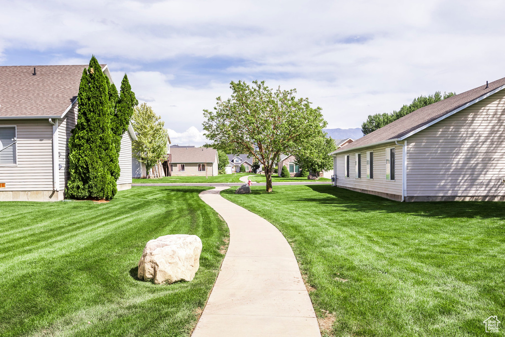 Photo 32 for MLS #2110696 at 3187 W 525 North