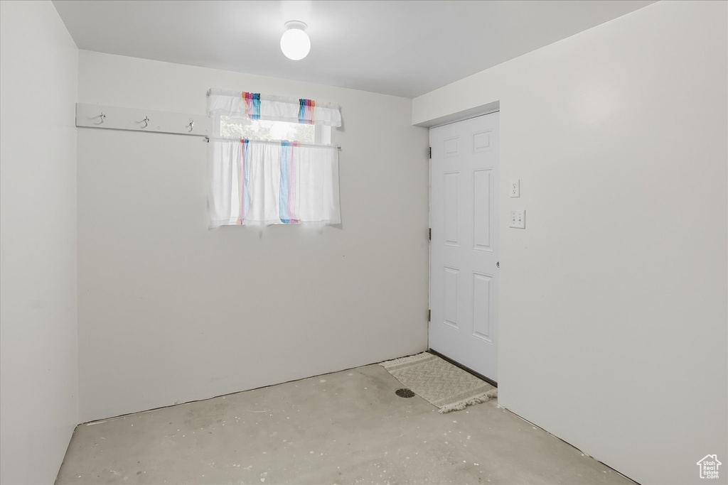 Photo 19 for MLS #2110697 at 617 E 405 South