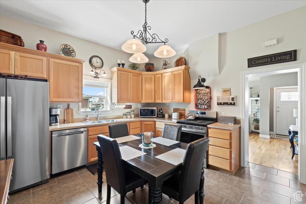 334 N 300 E American Fork, UT 84003