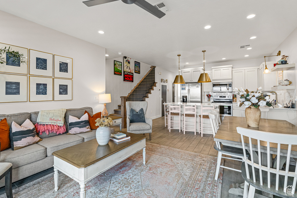 Photo 10 for MLS #2110702 at 501 E Tincup Ln #31