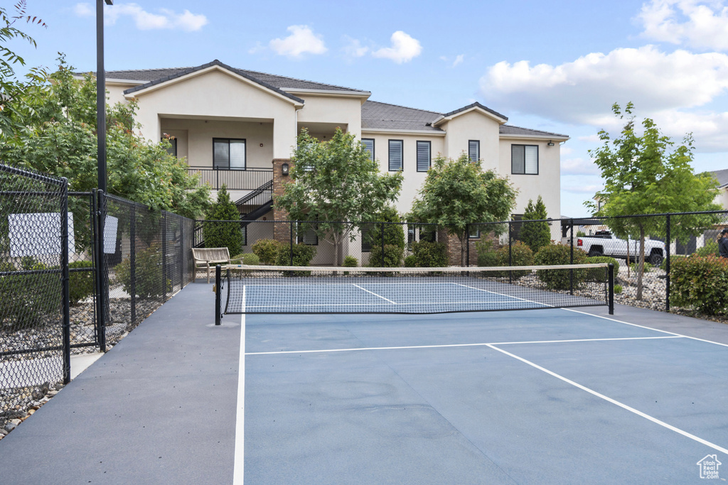 Photo 38 for MLS #2110702 at 501 E Tincup Ln #31