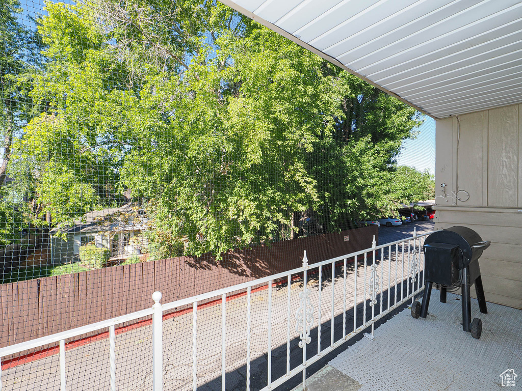 2220 E MURAY HOLLADAY RD #322 Holladay, UT 84117