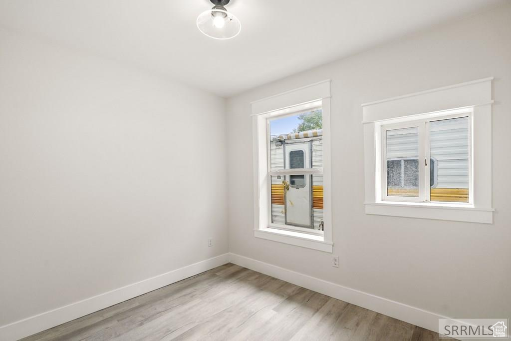 Photo 13 for MLS #2110719 at 225 W Kootenai Ave
