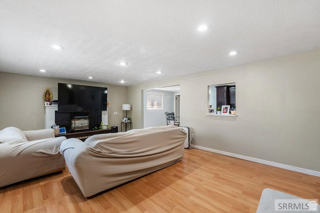 Photo 3 for MLS #2110721 at 145 Tabor Ave