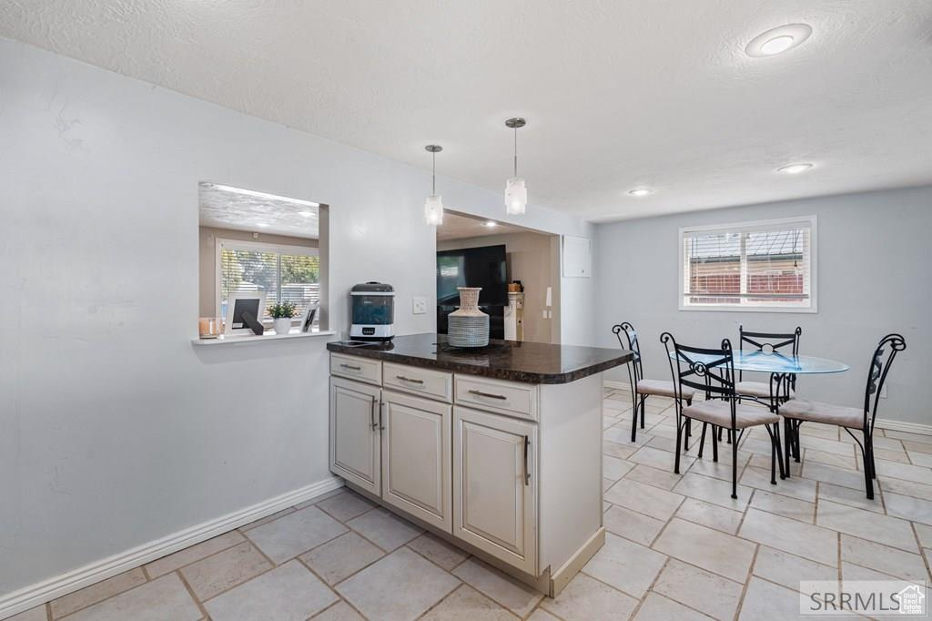 Photo 10 for MLS #2110721 at 145 Tabor Ave