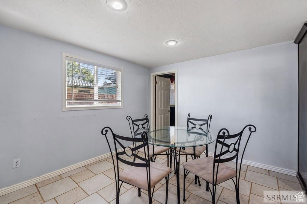 Photo 13 for MLS #2110721 at 145 Tabor Ave