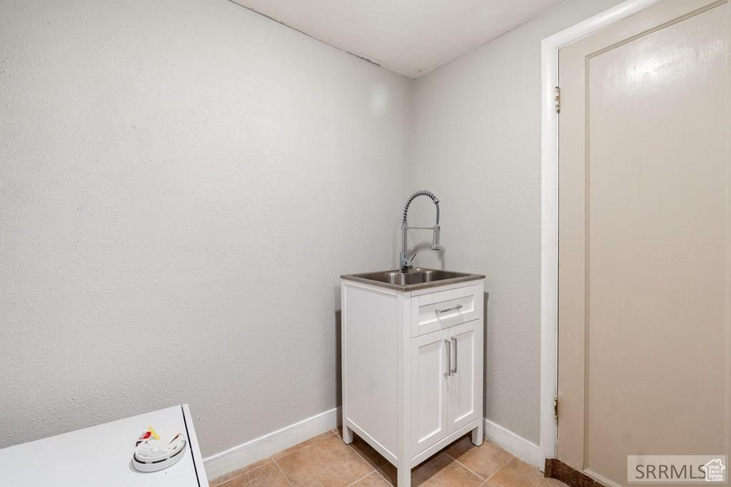 Photo 25 for MLS #2110725 at 191 E Booth