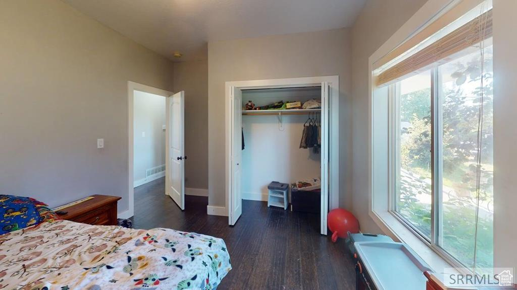 Photo 26 for MLS #2110726 at 3918 E 144 North