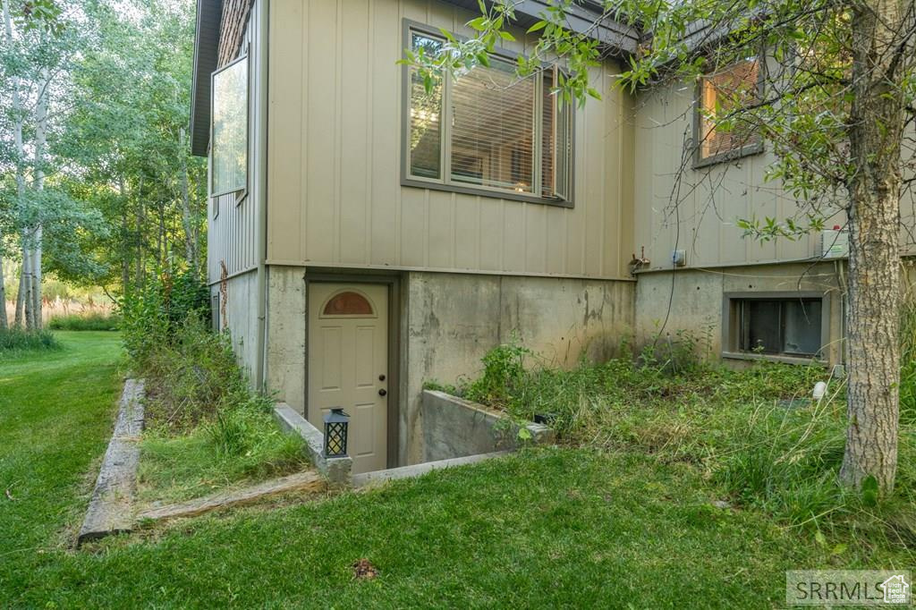 Photo 46 for MLS #2110741 at 493 N 4154 East