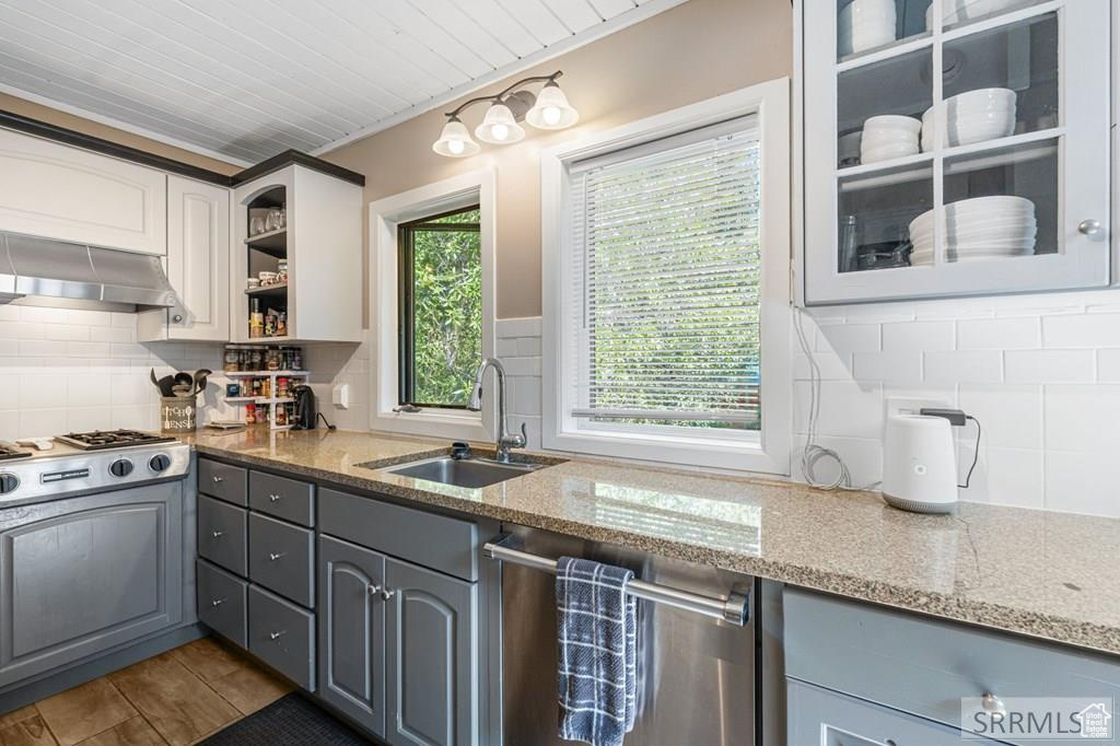 Photo 15 for MLS #2110741 at 493 N 4154 East