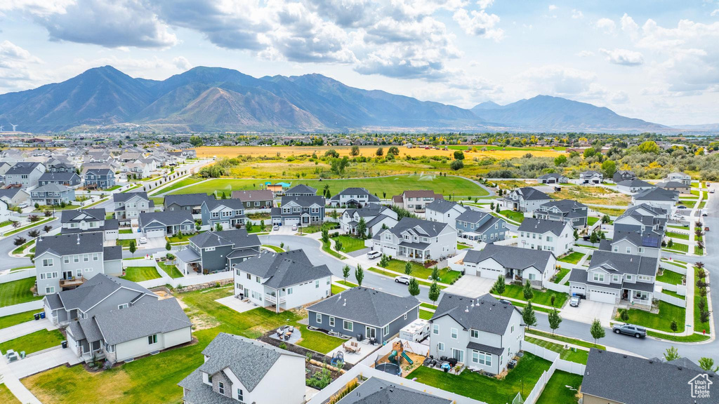 Photo 4 for MLS #2110742 at 1787 E Wagon Wheel Dr