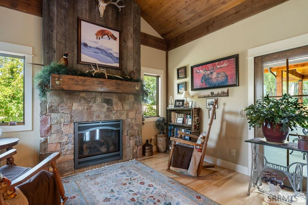 Photo 18 for MLS #2110749 at 6289 N Fox Meadow Dr