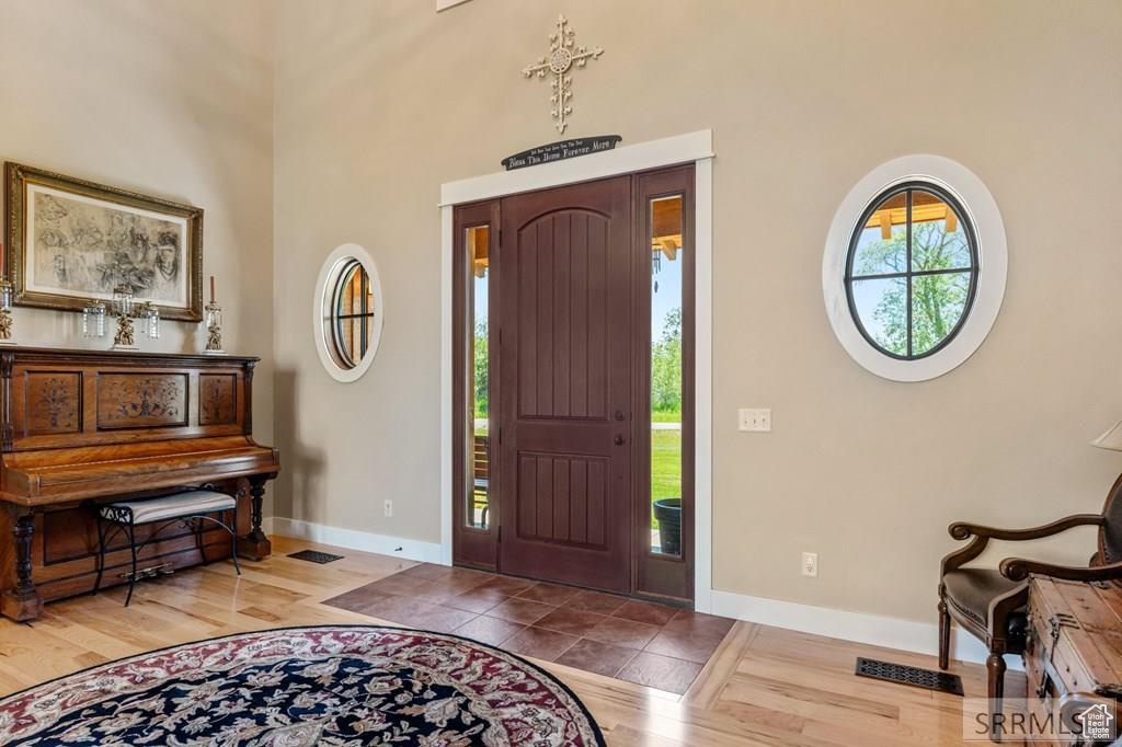 Photo 2 for MLS #2110749 at 6289 N Fox Meadow Dr
